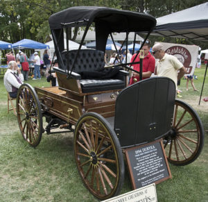 dsc_5863_2016carshow1894duryea72dpi