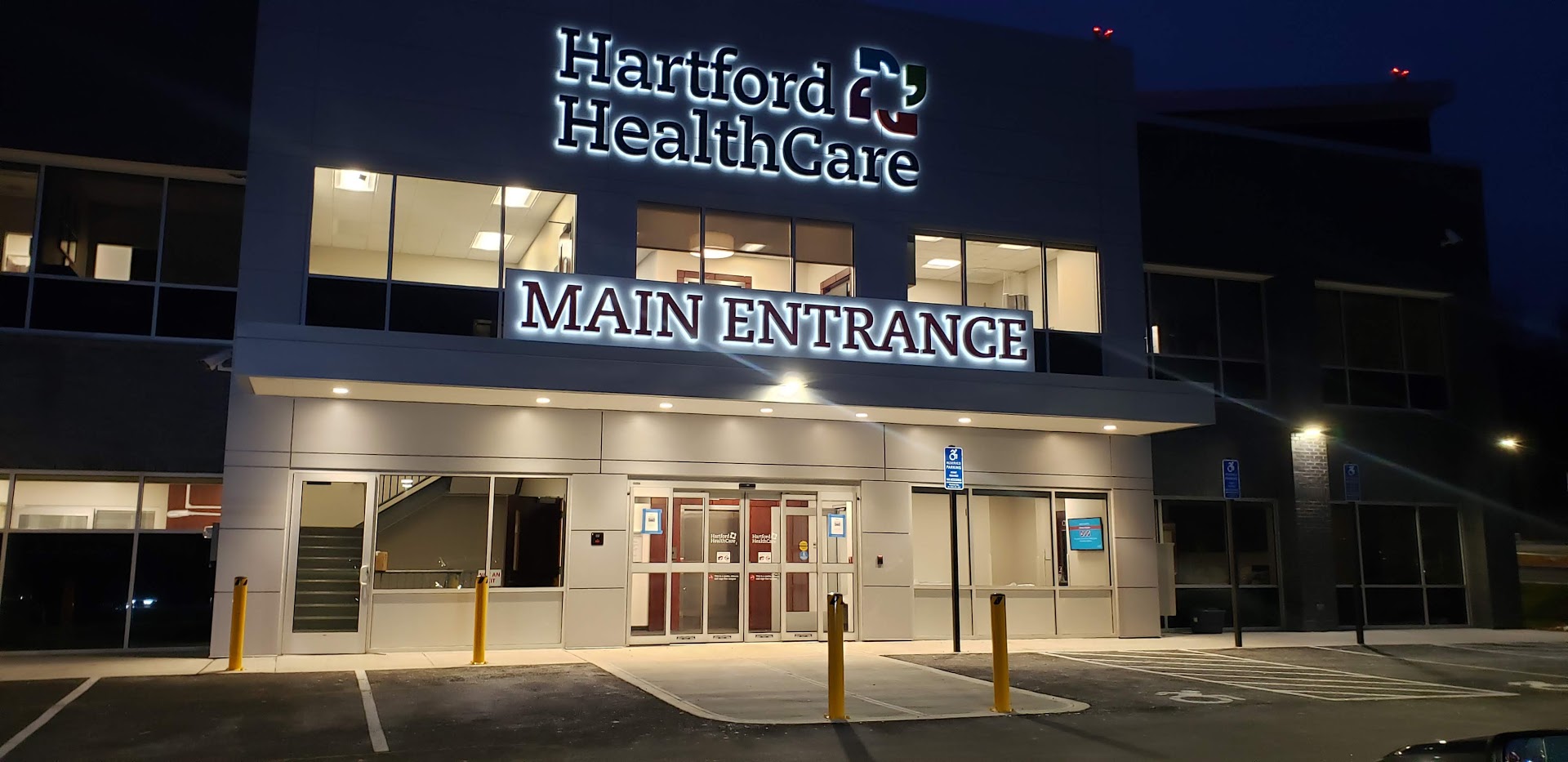 Hartford Healthcare Opens Health Center in Winsted