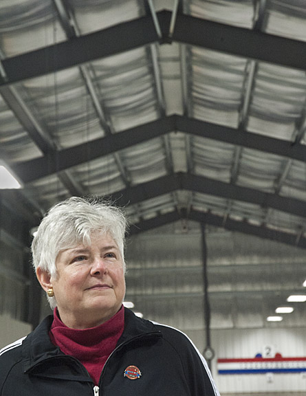 USA Curling Gives National Award to Mary Fanette