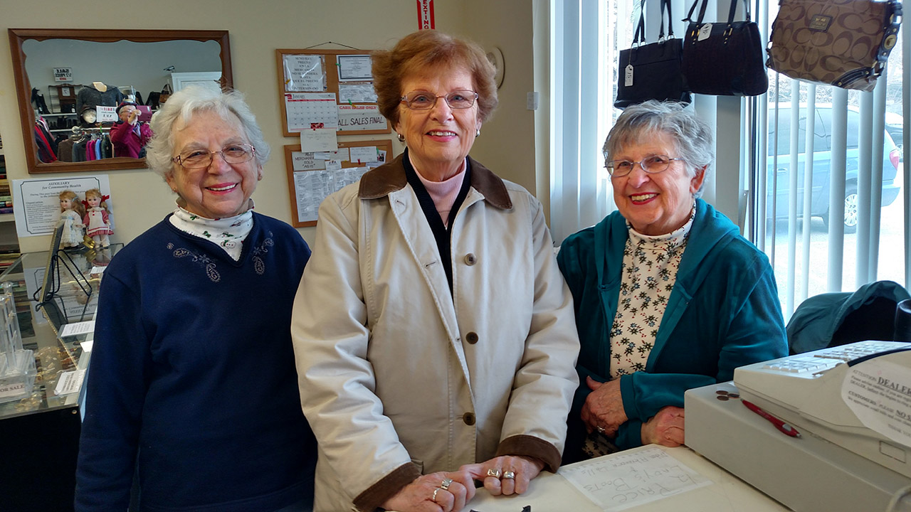 Thrift Shop in Winsted Gives $3,000 to Norfolk Ambulance