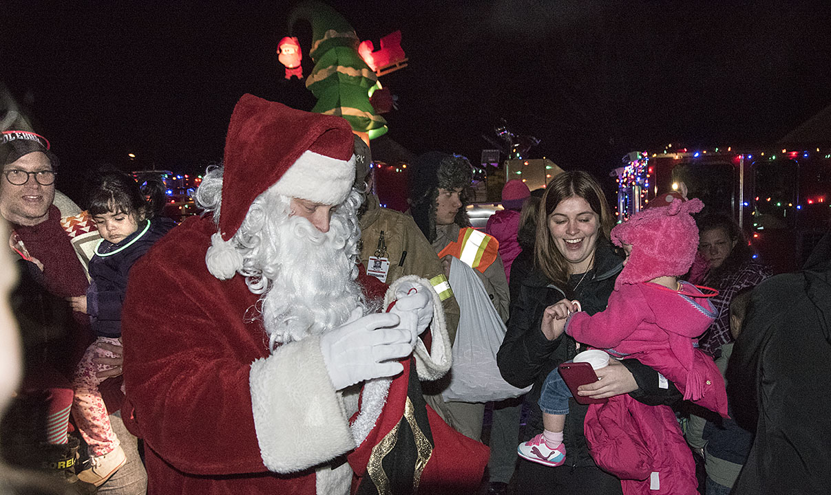 Santa Attends Tree-Lighting Ceremony