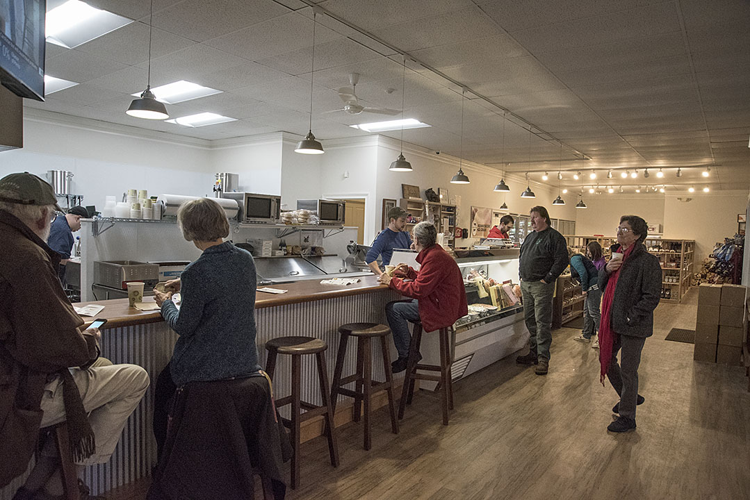 Convenience Store and Deli Opens in Downtown Norfolk
