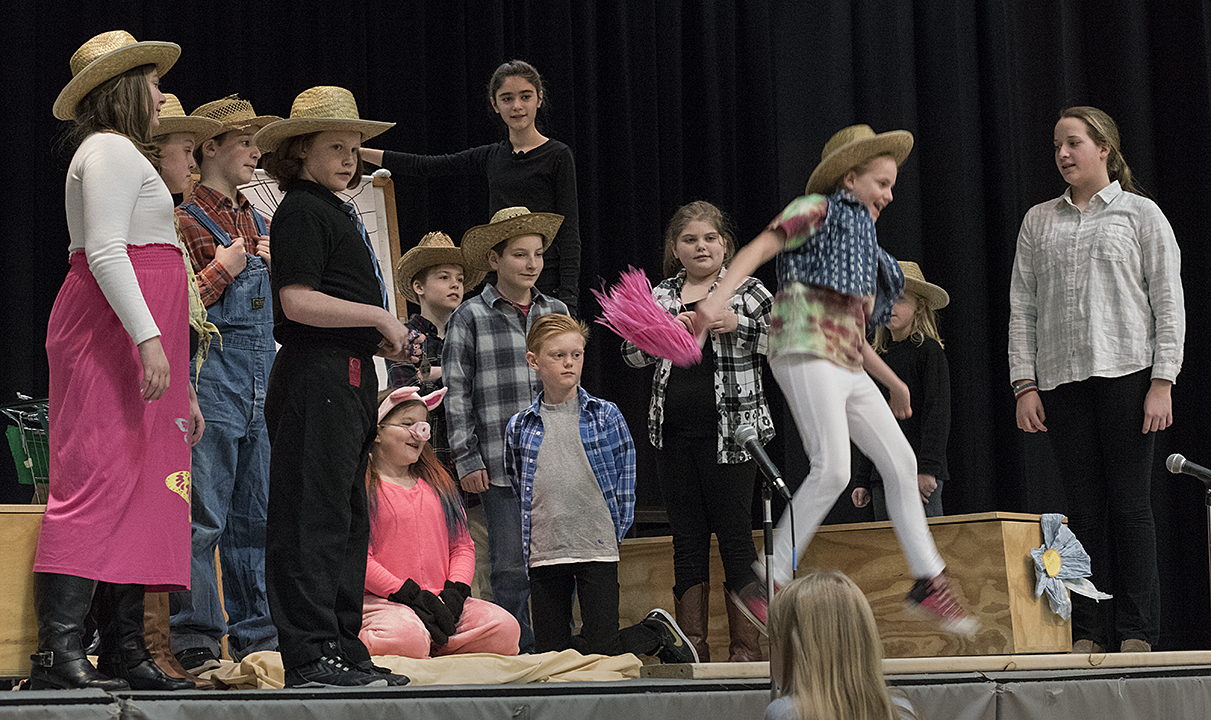 Botelle Students Perform 'Charlotte's Web' - Norfolk Now : Norfolk Now