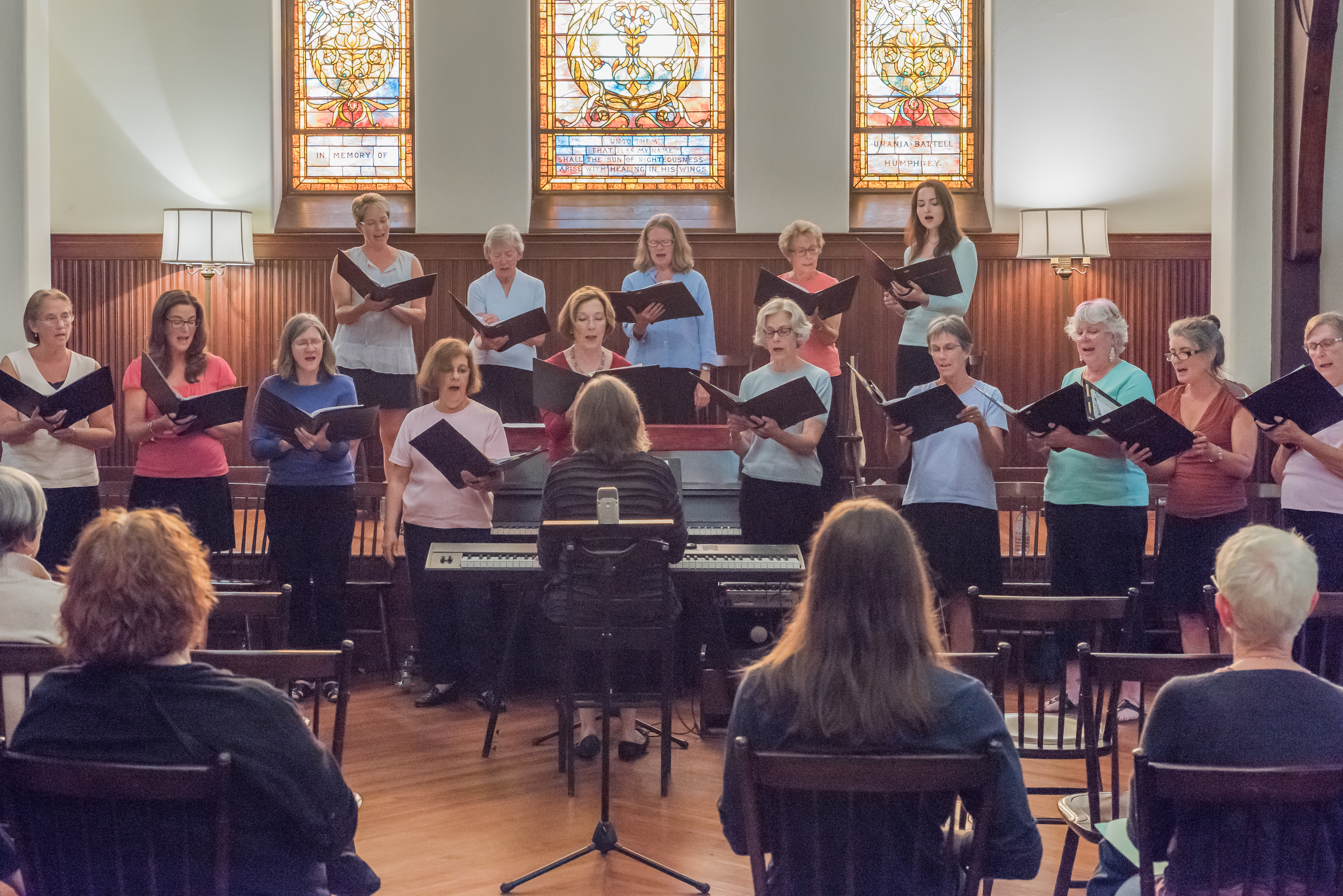 Choir Mixes Sacred and Secular at End-of-Summer Concert