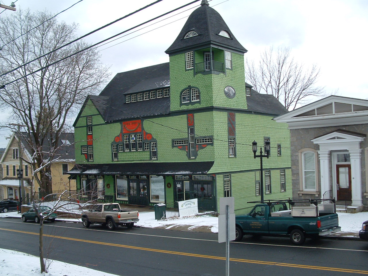 Town Ready to Bid on Greenwoods Theater Building