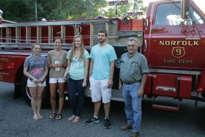 The race's other winners, from left: Shannon Ballard, Taylor Allyn, Shannon Tallon, and Tanner Smith with Ron Zanobi. Absent: Katherine Hinman.