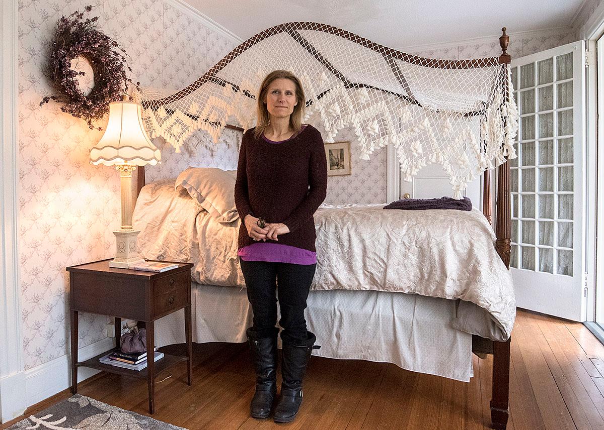 Wendy Roberts Reclaims the Beauty and Serenity of the Mountain View Inn